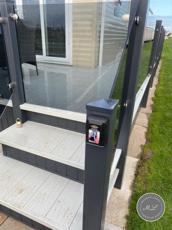Meadow View 171 - Golden Palm - Central Heating, Wifi, Pet Friendly, Bed Linen - Meadow Lakes Caravan & Lodge Hire Chapel St. Leonards Exterior foto